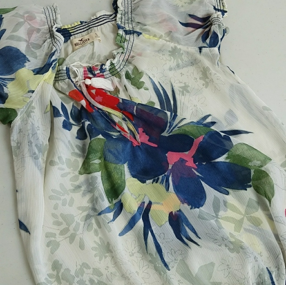Hollister multi color flower blouse
