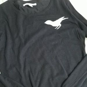 Old Navy black white bird light sweater