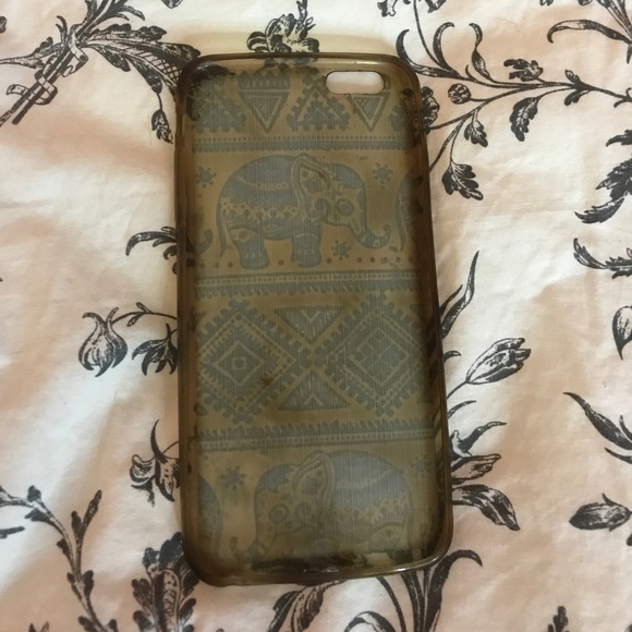Elephant Aztec iPhone 6 Plus case - Picture 3 of 4