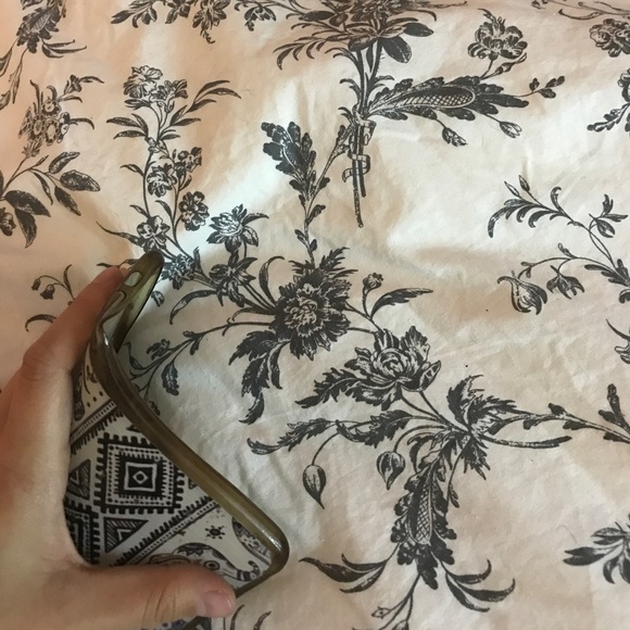 Elephant Aztec iPhone 6 Plus case - Picture 4 of 4