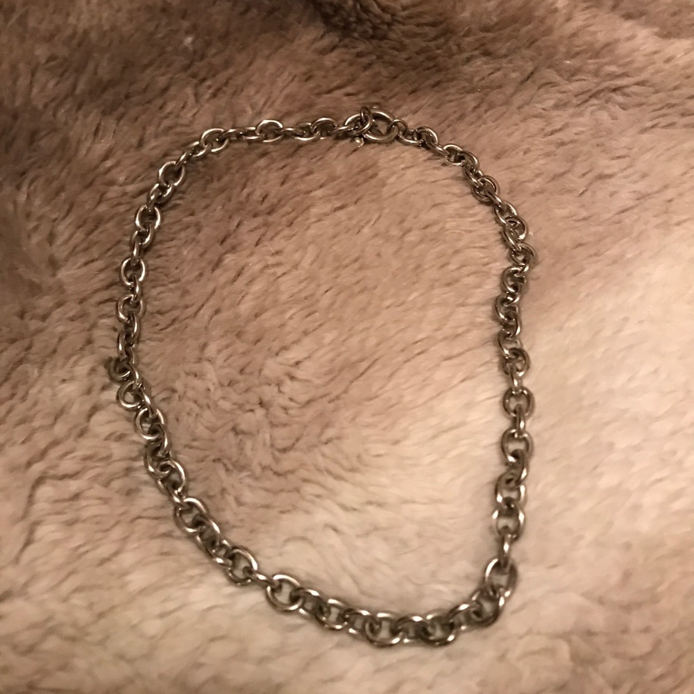 Large link necklace