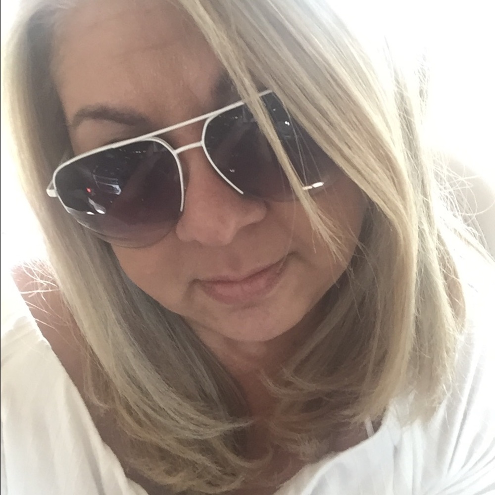 Meet your Posher, Jackie