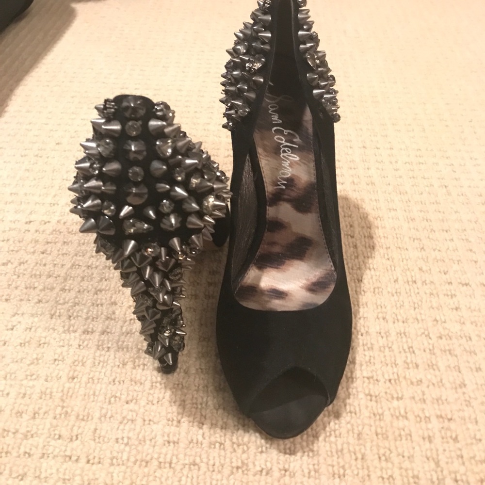 Sam Edelman spiked black open toe pumps 9