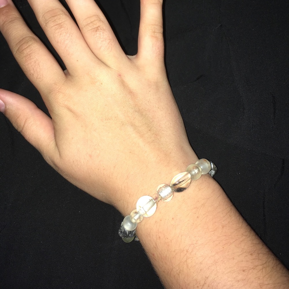 Clear beaded stretch bracelet