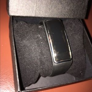 GNC Wireless Fitness Band