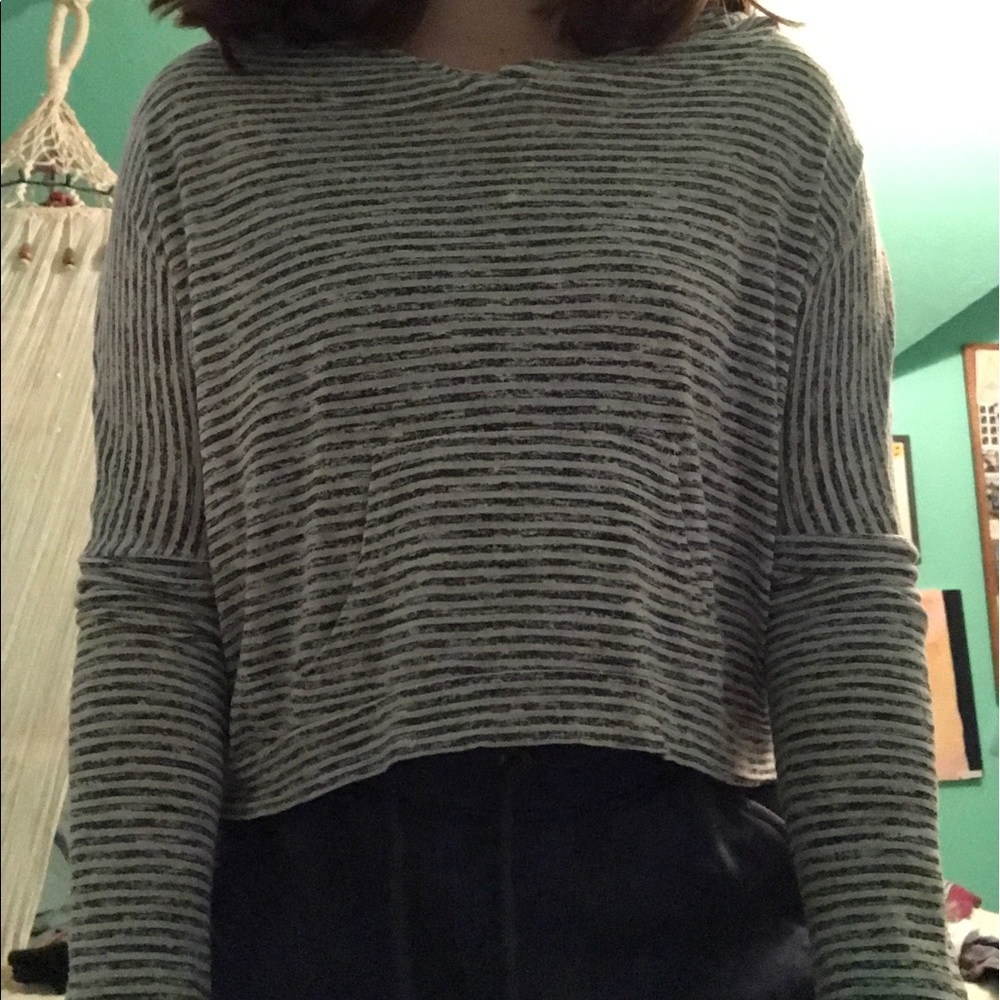 Navy blue and white striped long crop T-shirt