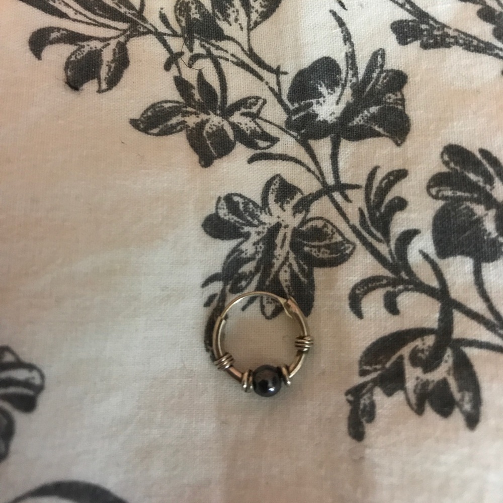 Cartilage earring piercing