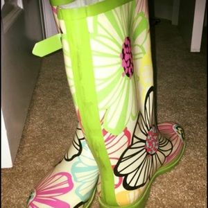 Floral pattern rain boots