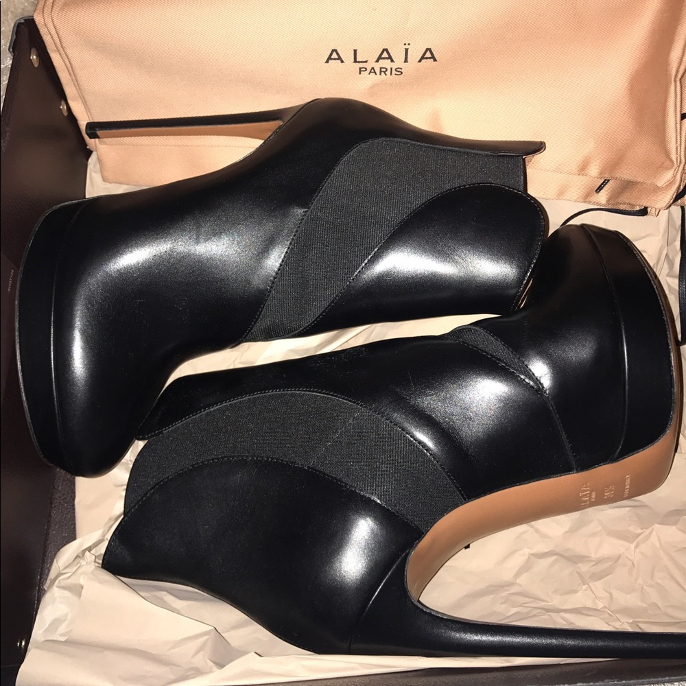 New Alaia Bottines Platef Veau Soft Boots - Picture 1 of 8