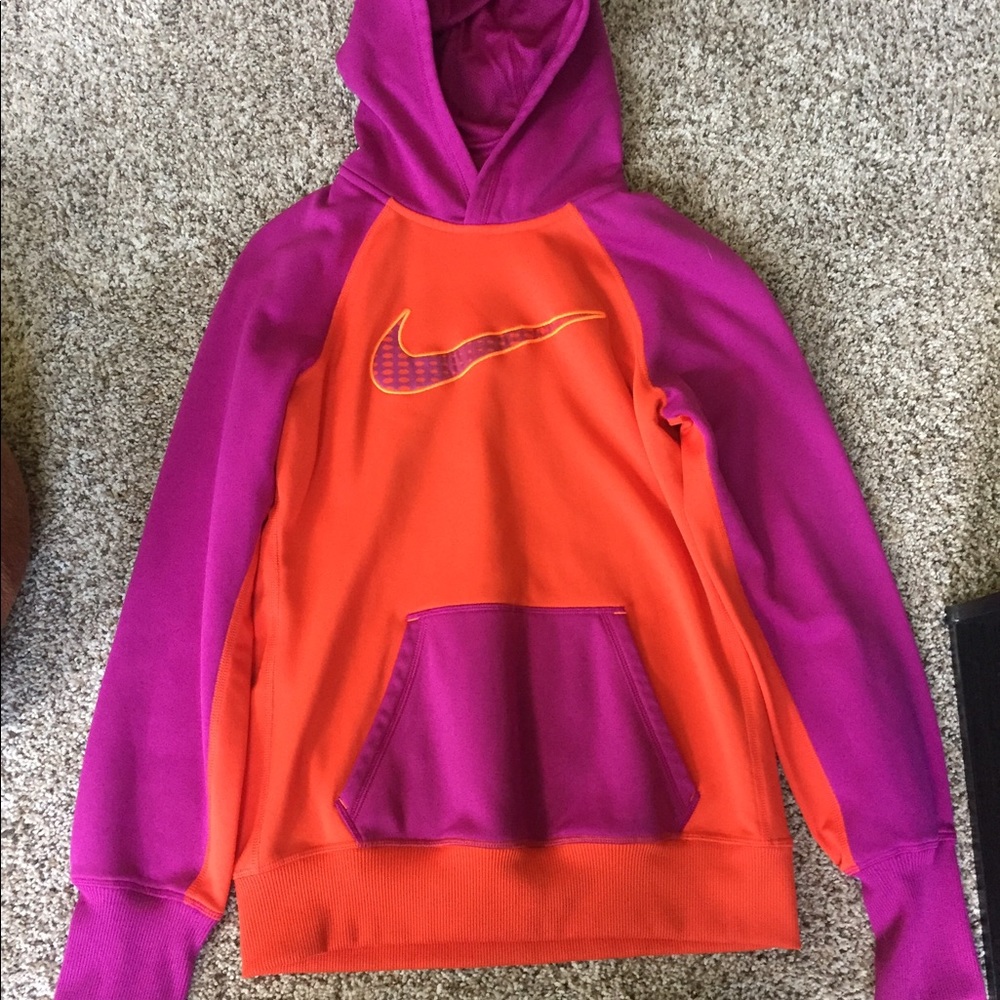 SOLD Nike Sweatshirt