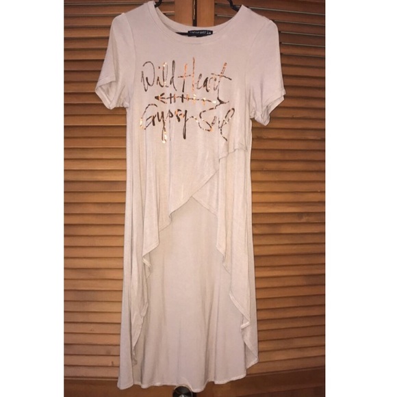 High Low Style Short Sleeve - Picture 1 of 3
