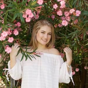 Meet your Posher, Faith