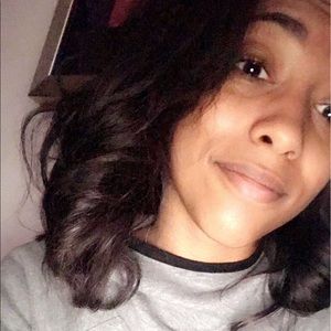 Meet your Posher, Lexi