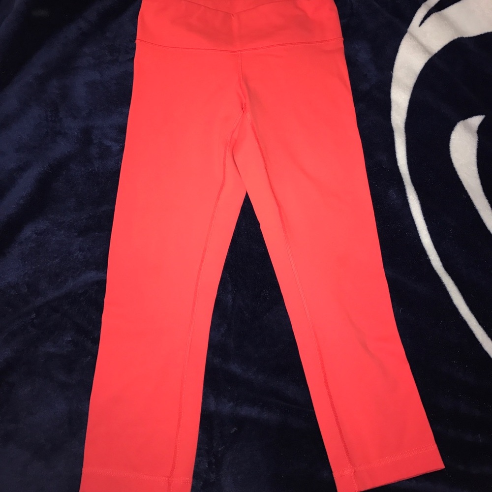 Lululemon wonder under crop 2
