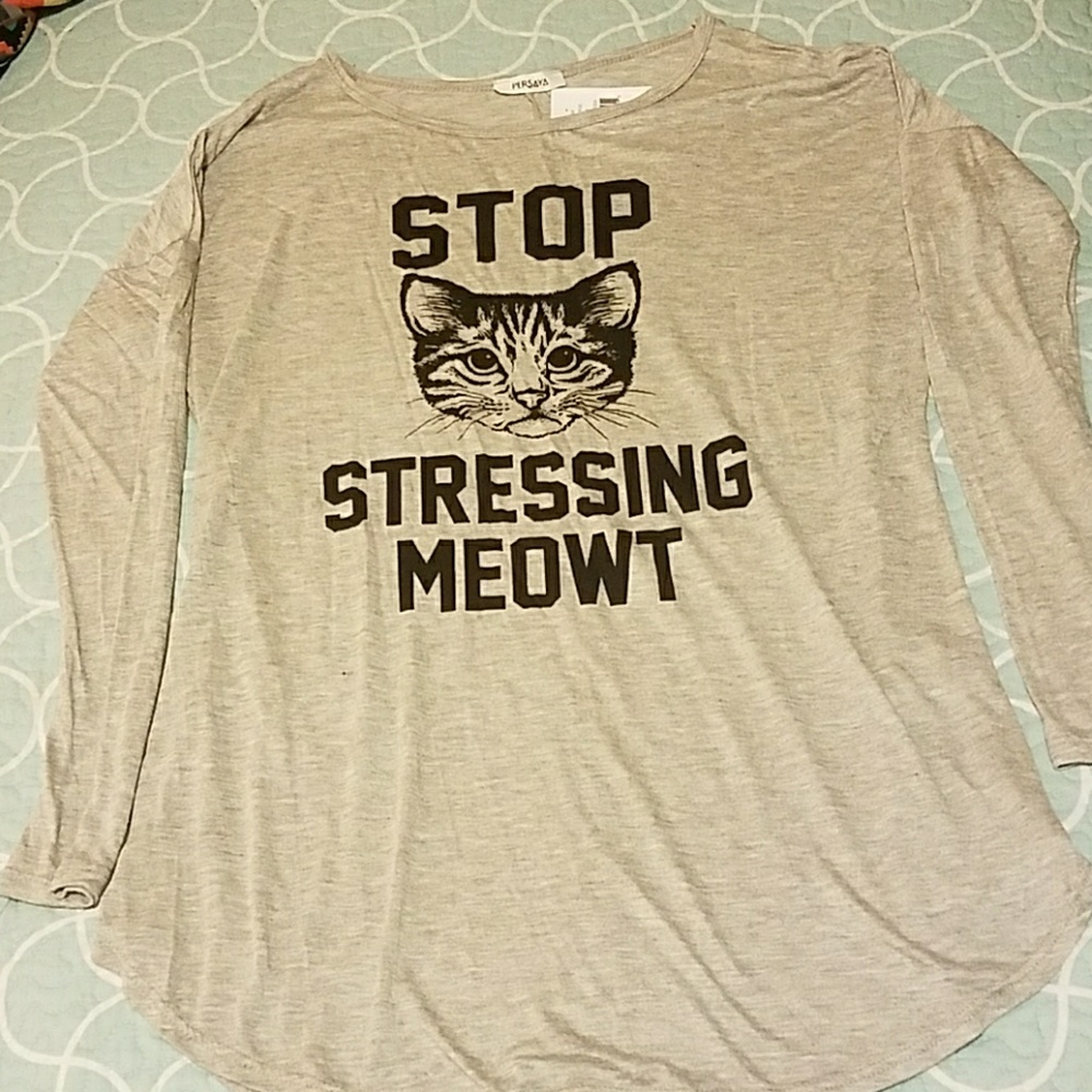 Long grey sleeve cat shirt