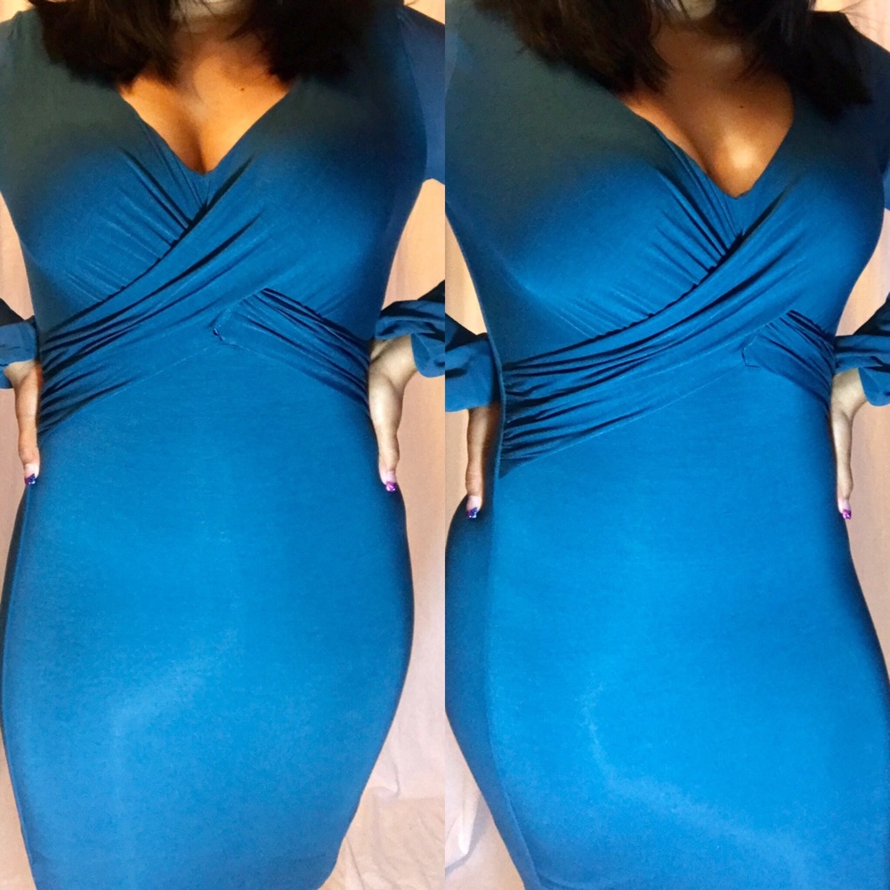 Bebe Women's Large Blue long sleeve stretch dress