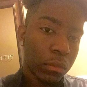 Meet your Posher, Devante