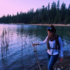 Meet your Posher, Maria