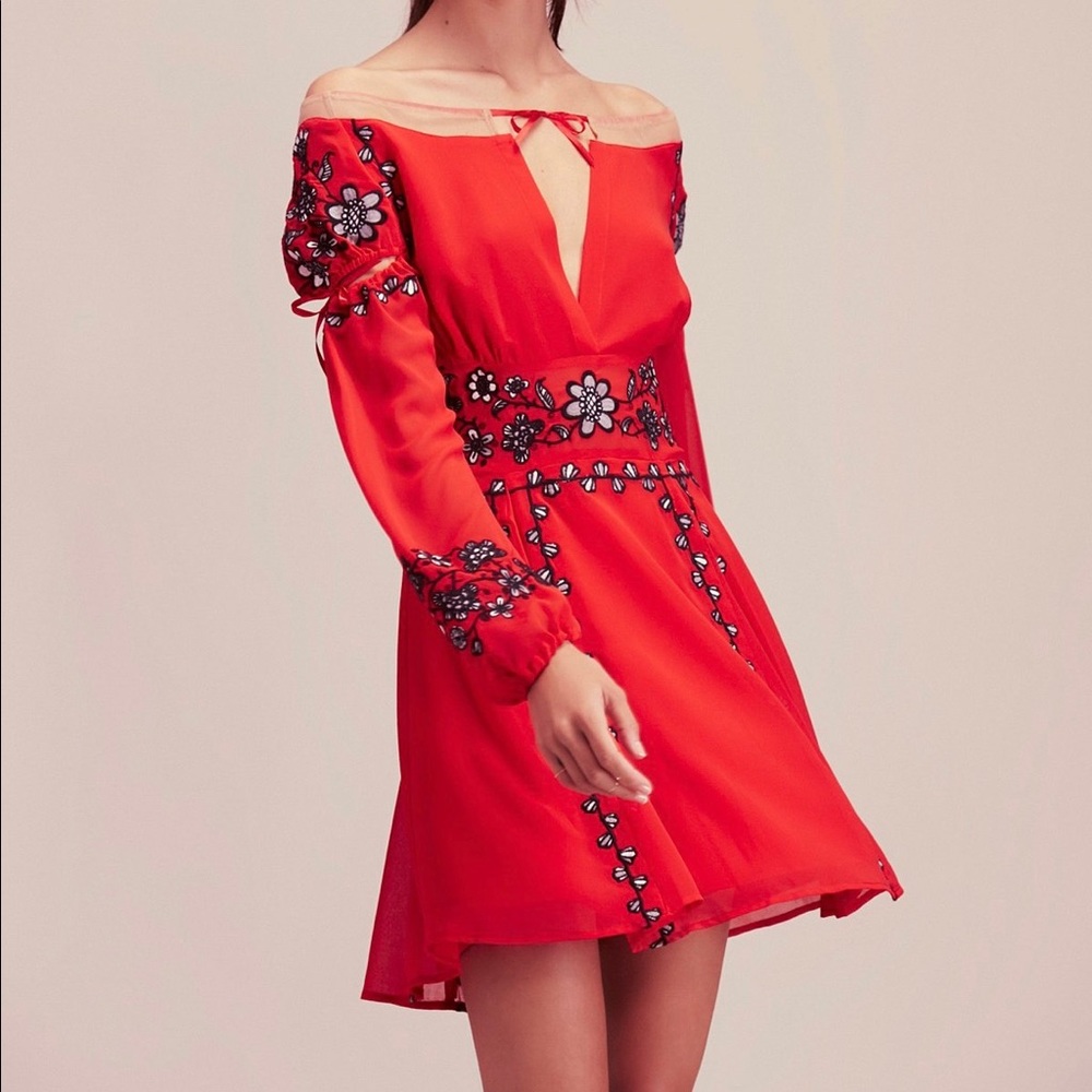 ‼️SOLD‼️ XS Niccola Red For Love and Lemons Dress