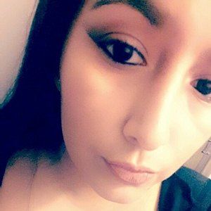 Meet your Posher, Falisha