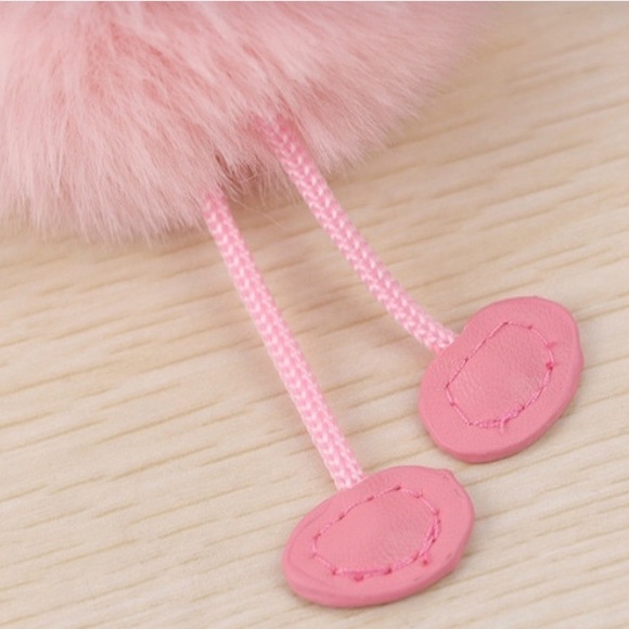 Hump Day Sale!! Adorable Flamingo KeyChain Charm - Picture 3 of 4