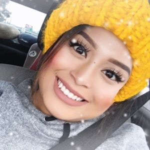 Meet your Posher, Abby