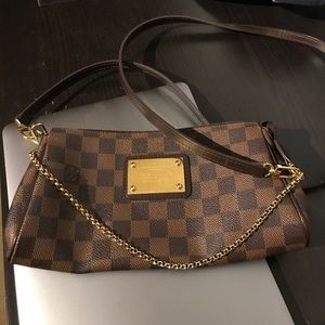 Louis Vuitton - Eva clutch