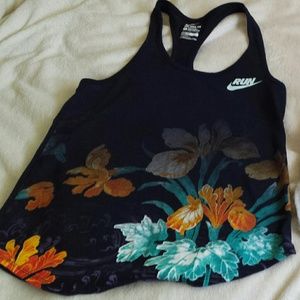Nike Photosynthesis Tank
