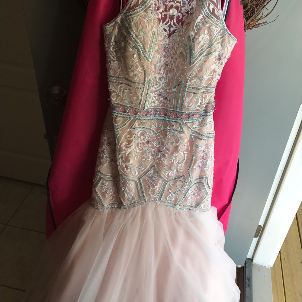 Prom dress