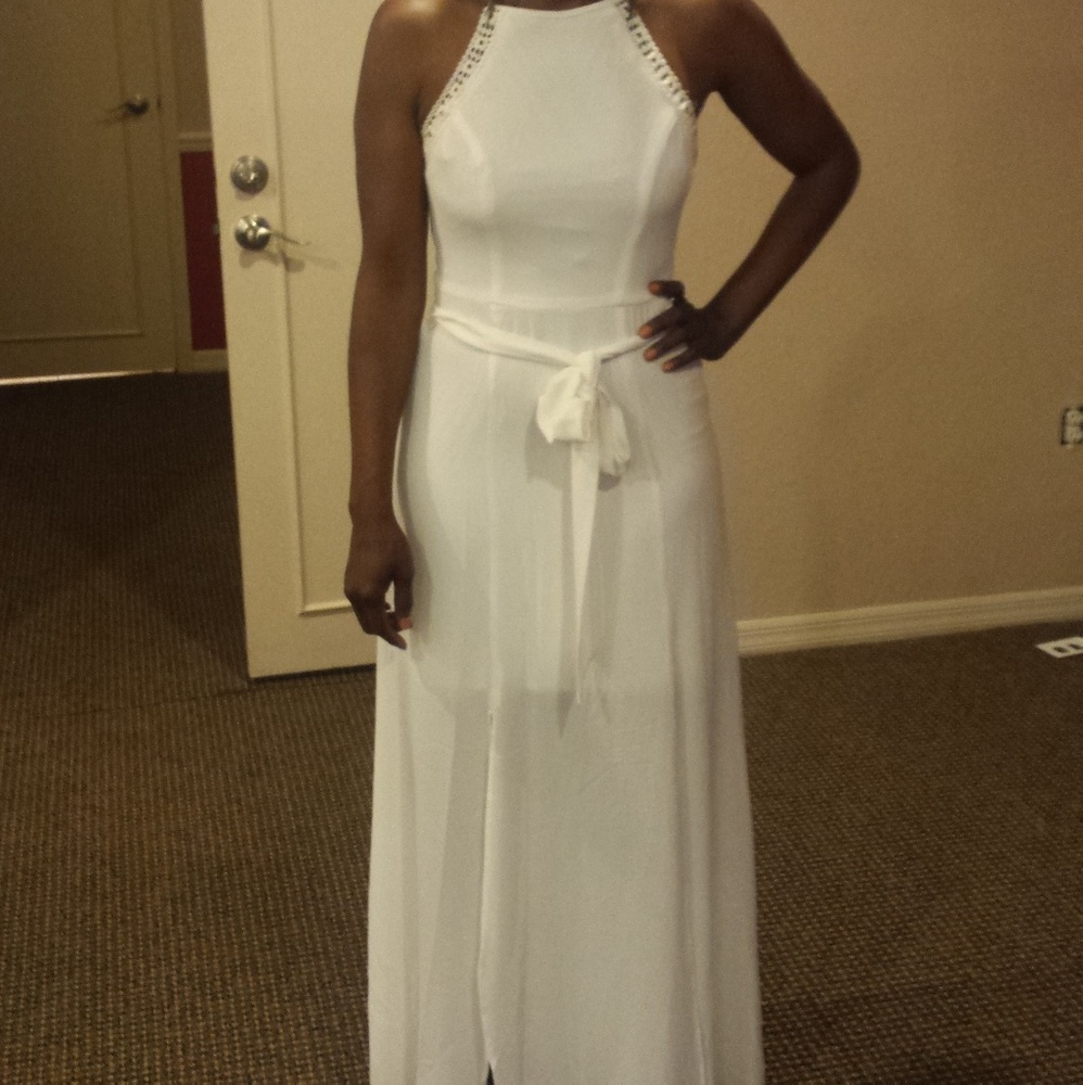 Vintage Gown Dress Sleeveless Halter Long Formal White Strap Sleeveless Party