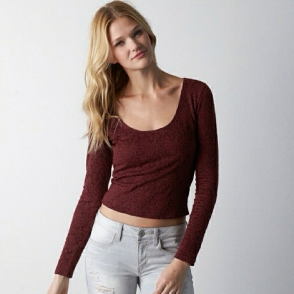 American Eagle Burgundy Middrift Tee