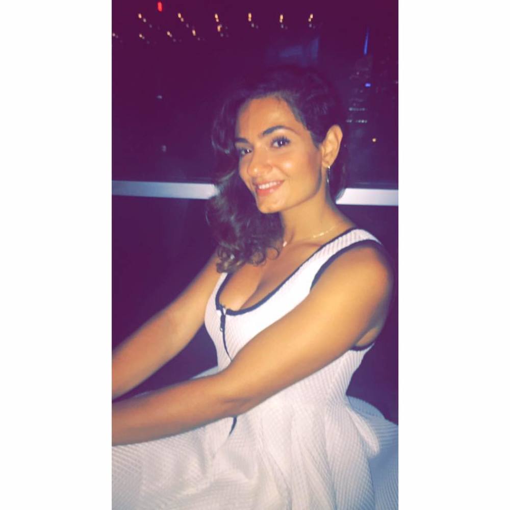 Meet your Posher, Helen