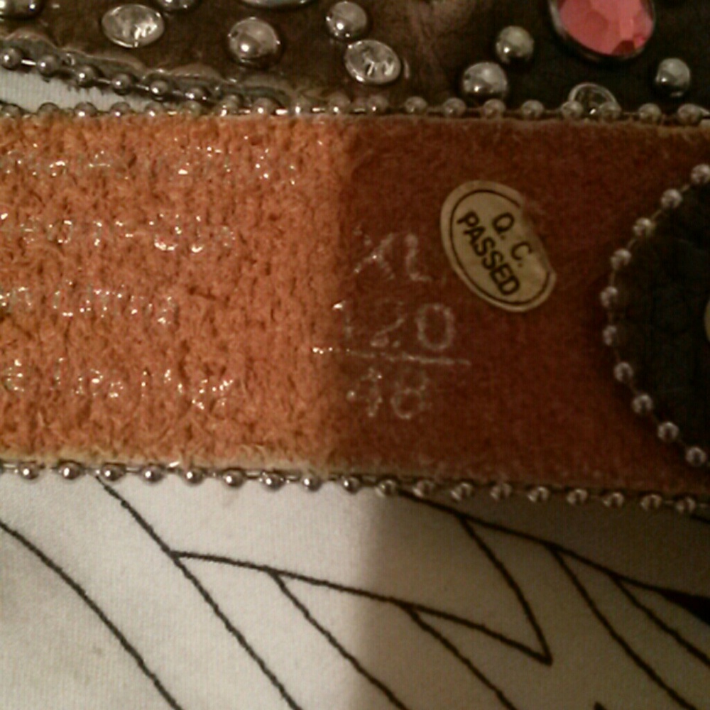 Pink Rinestone belt - Picture 3 of 4
