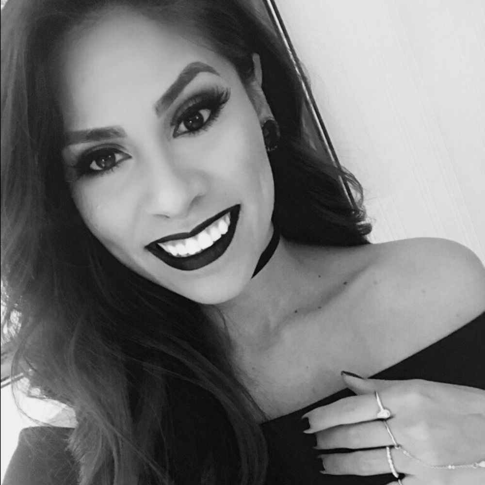 Meet your Posher, Melissa