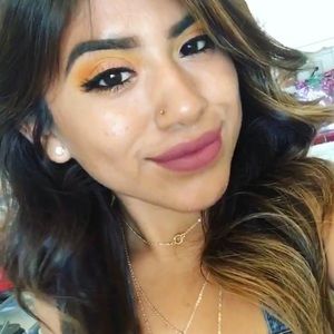 Meet your Posher, Wendy