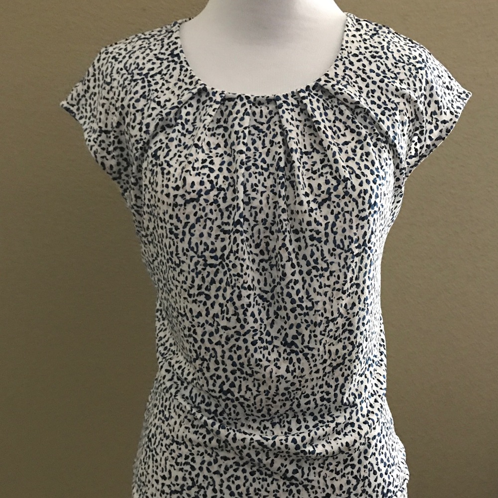 Multi-Colored Ann Taylor Top NWOT.