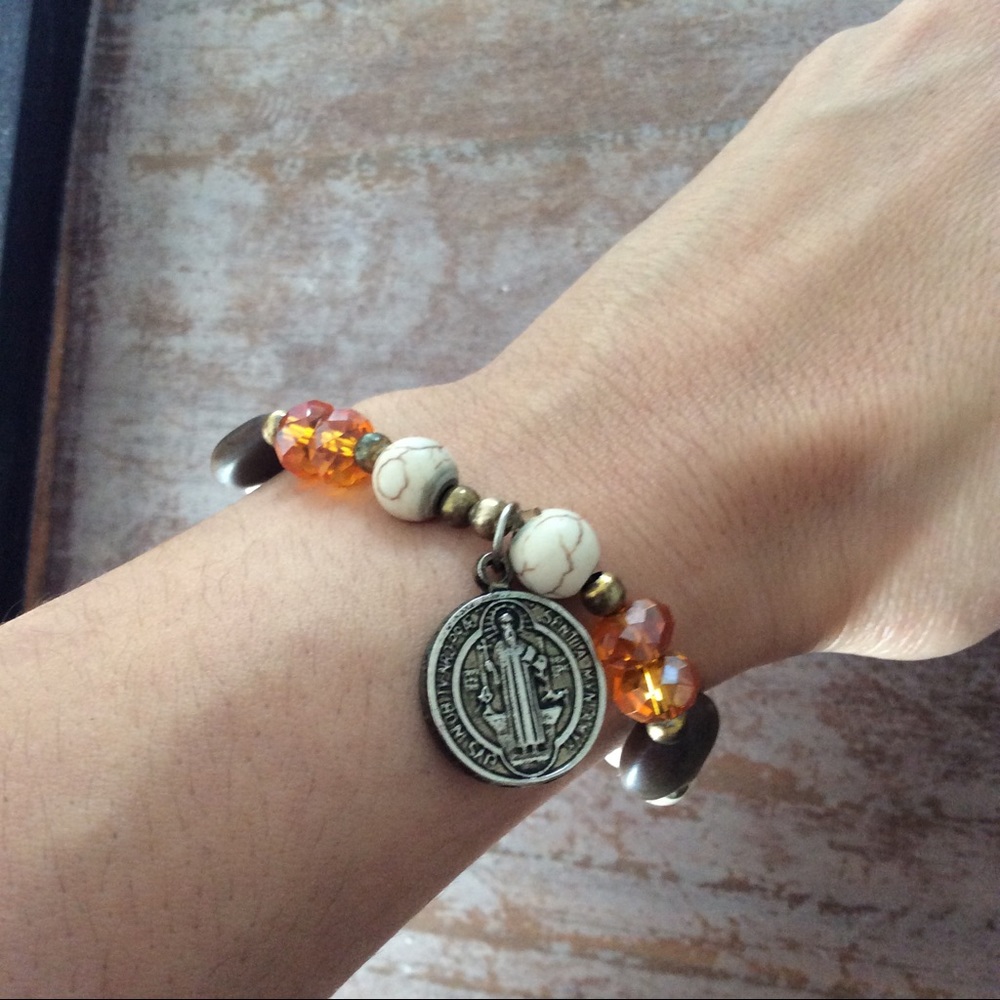 DONATING 9/5 handmade beads & charm bracelet