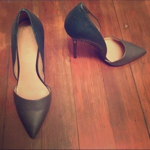 Great Condition!! Two tone L.A.M.B heels