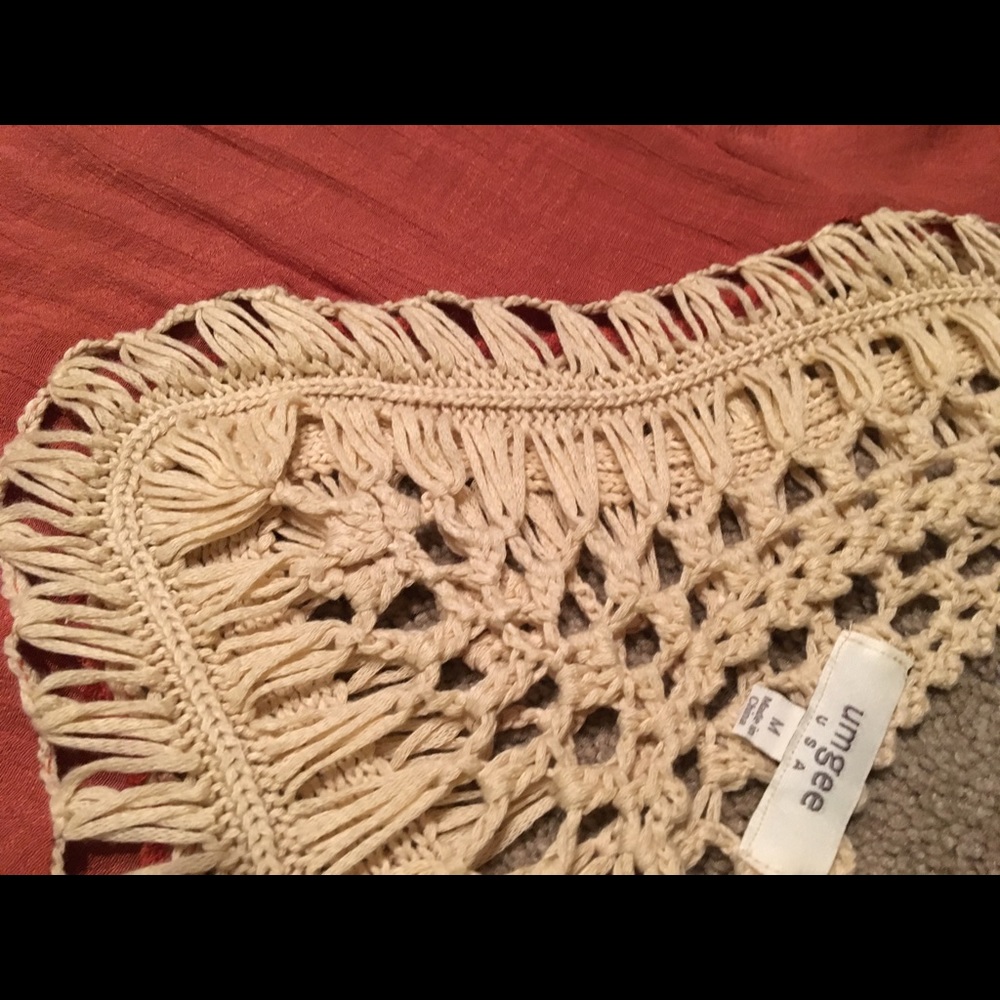 Umgee crochet bohemian tunic NEVER WORN - Picture 3 of 3