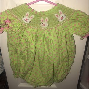 Smocked auctions 6m