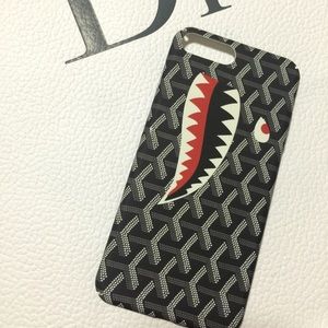 ❤️GOYARD bape fashion pattern hard iPhone case-NEW