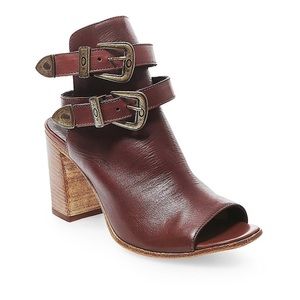 "PRIM" Steven by Steve Madden