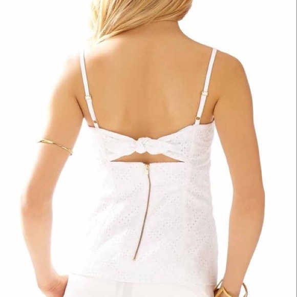Lilly Pulitzer Daisy Eyelet Mccallum Top Size 0 - Picture 2 of 3