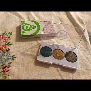 Mary Kay At Play Just For Eyes eyeshadow trio