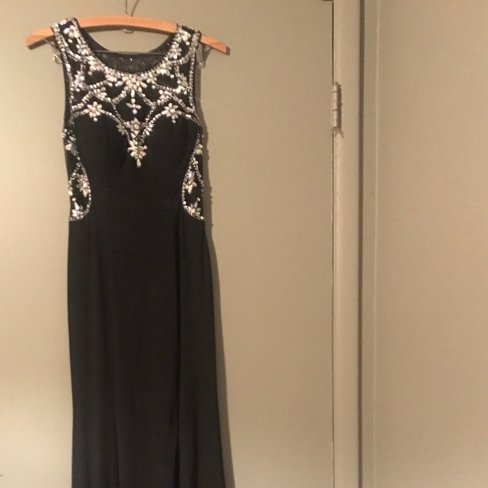 Fancy dress (for special occasions)