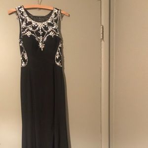 Fancy dress (for special occasions)