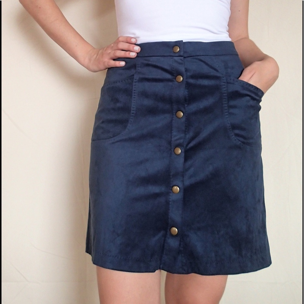 Max Studio Nordstrom chic navy mini skirt