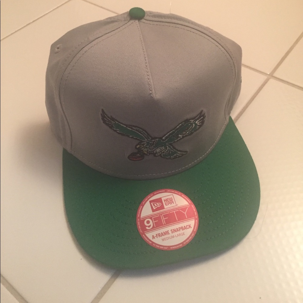 Throwback eagles logo SnapBack medium large