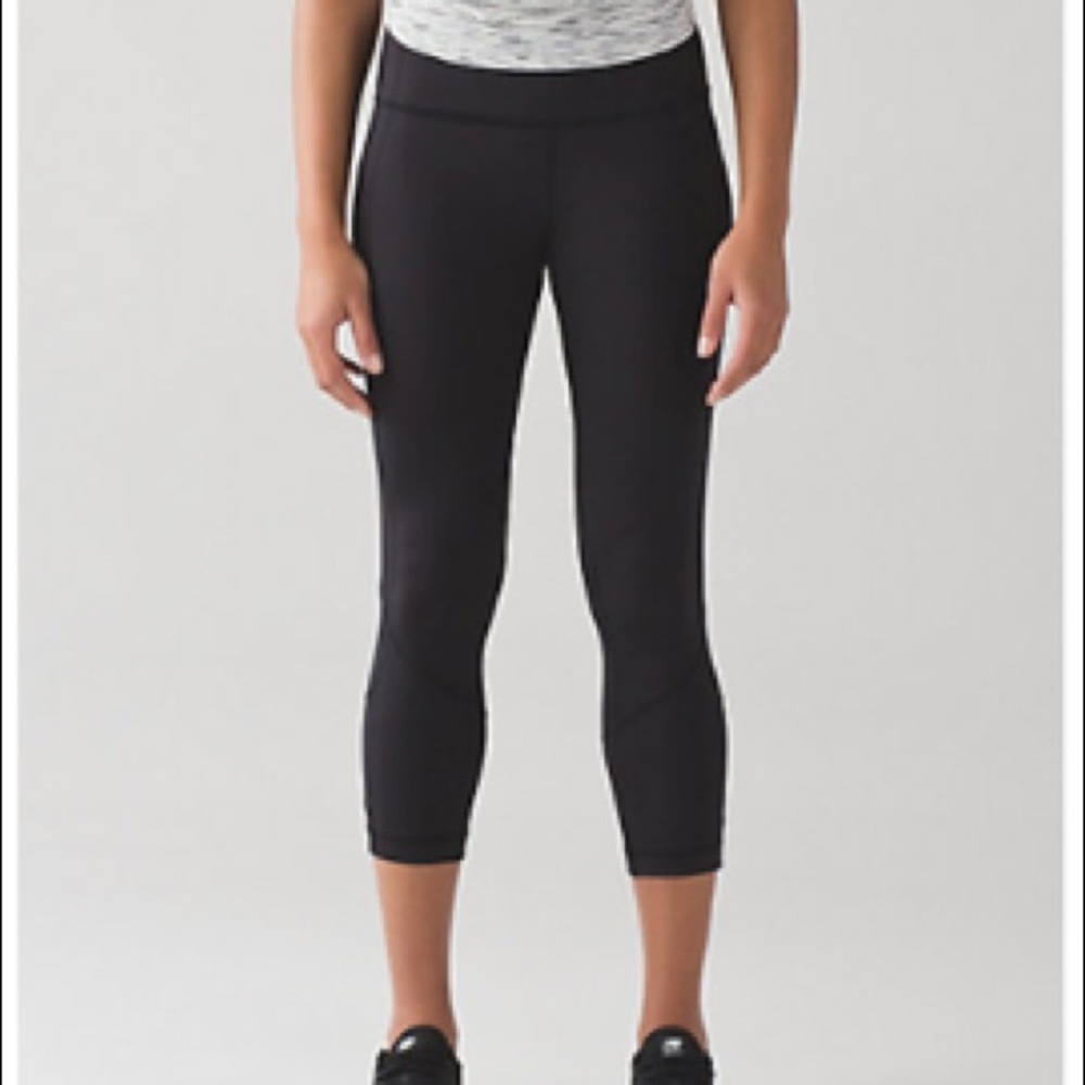 Lululemon Pace Rival Crops