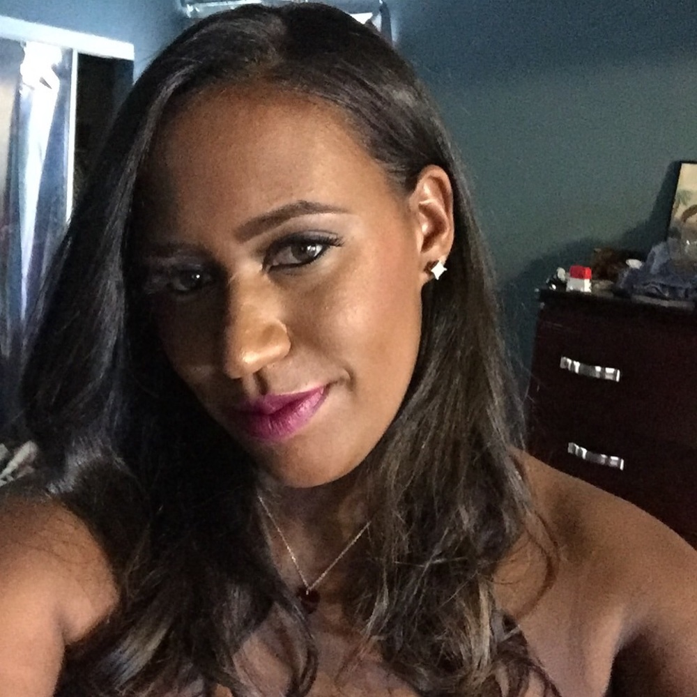 Meet your Posher, Raina